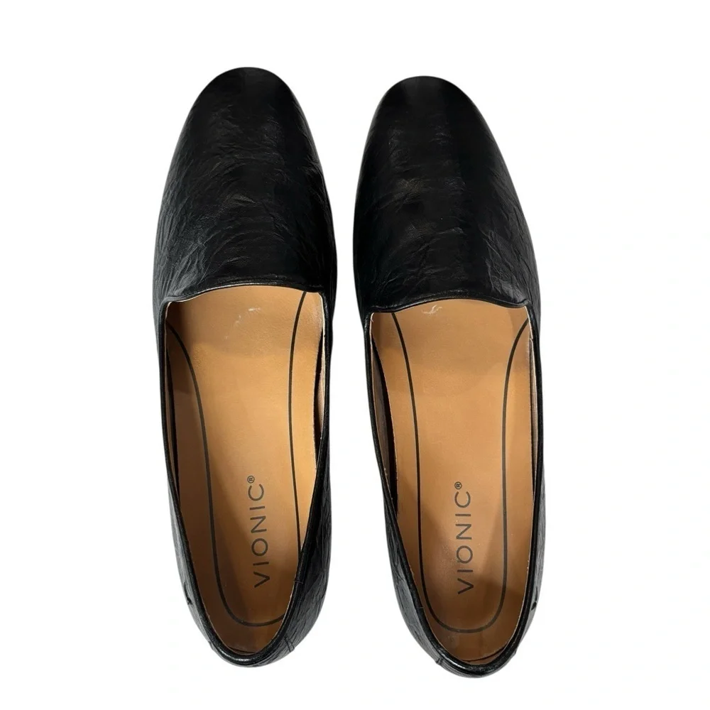 Vionic Willa II Loafer Womens Comfort Shoe Size 9.5 Black Crinkle Nappa Leather